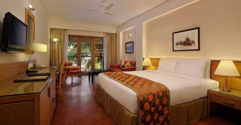 king-guest-room-pool-view-doubletree-by-hilton-goa-arpora-baga